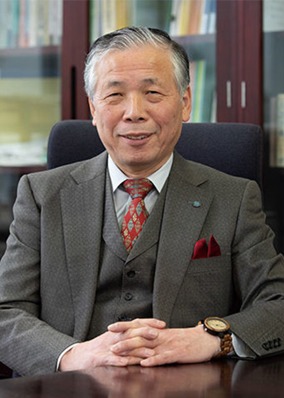 仁愛大学　学長　田代 俊孝