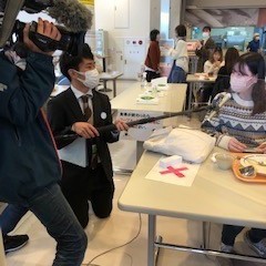 「百円丼フェア」 がテレビ局の取材を受けました