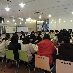 内定学生との交流会