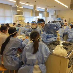 福井大学医学部との連携授業＜第２弾＞ 仁愛大学で「地域医療早期体験プログラム」が開講されました
