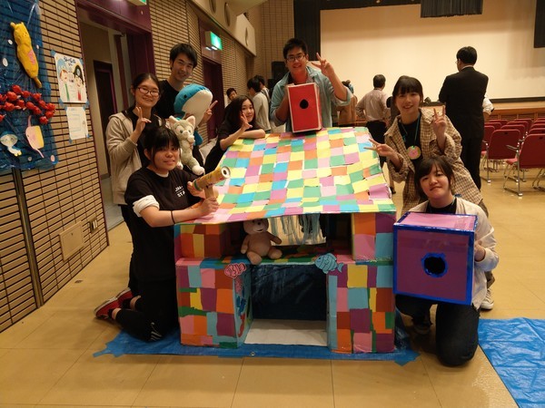 https://www.jindai.ac.jp/department/human-life/education/IMAG7058.jpg