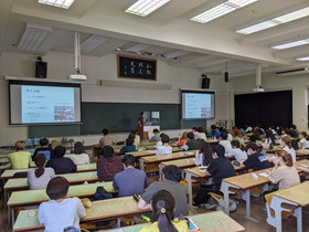 7月21日（水）基礎演習「プレゼンテーション発表の仕方」を実施しました。