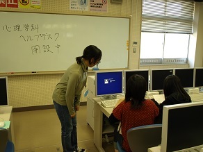 151008_helpdesk.jpg