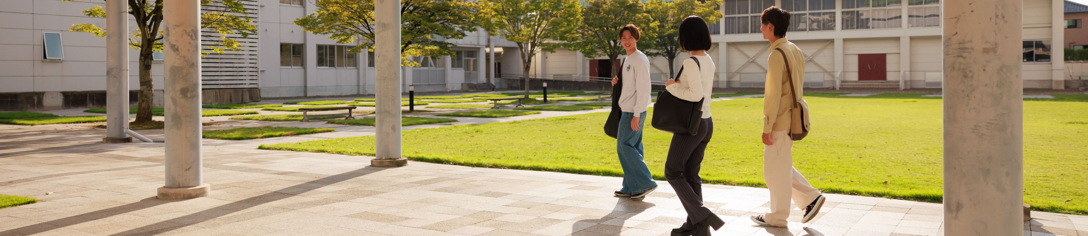 教員・学術情報のイメージ写真