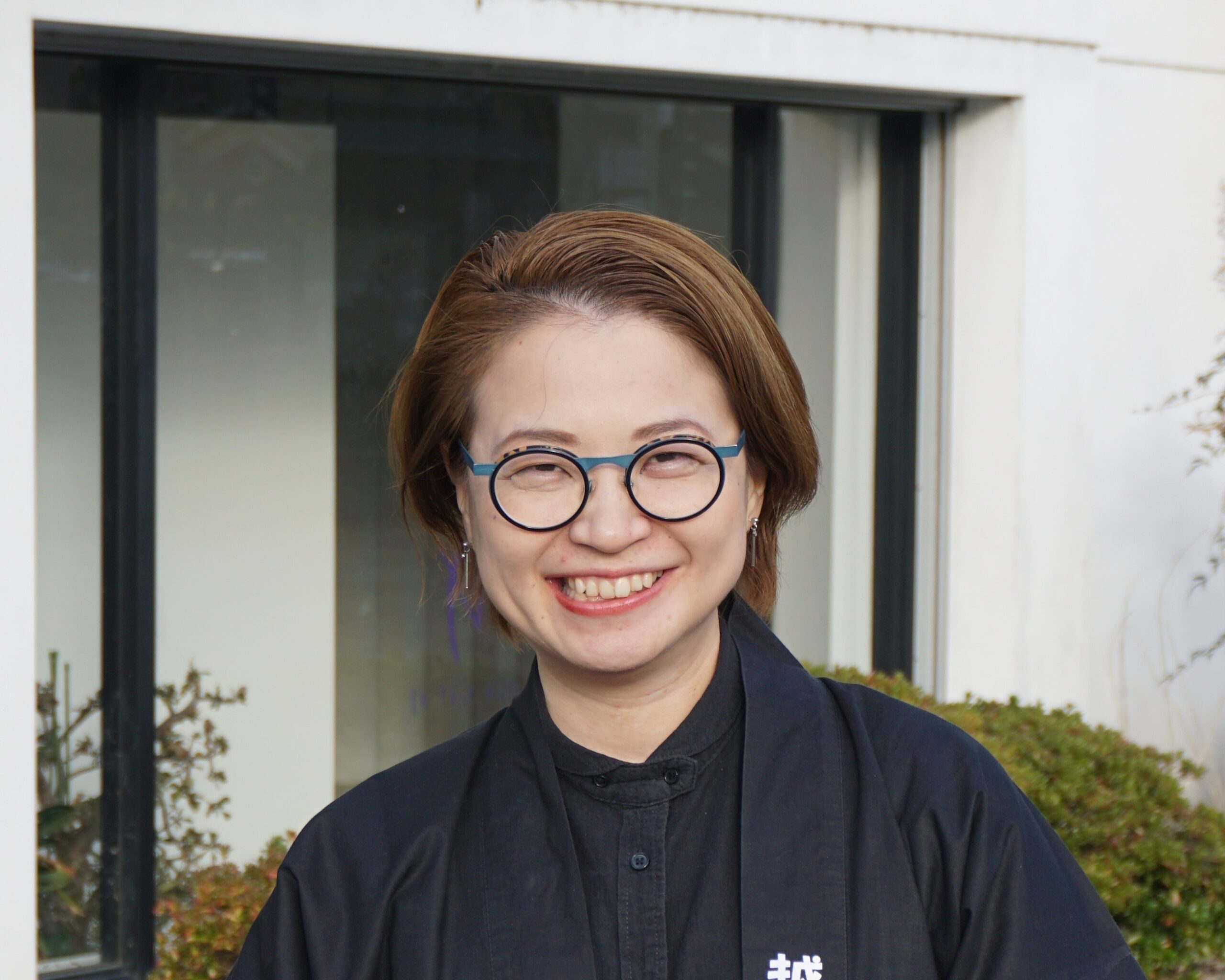 ?php echo $teacher['tourism_teacher_name']; ?>写真